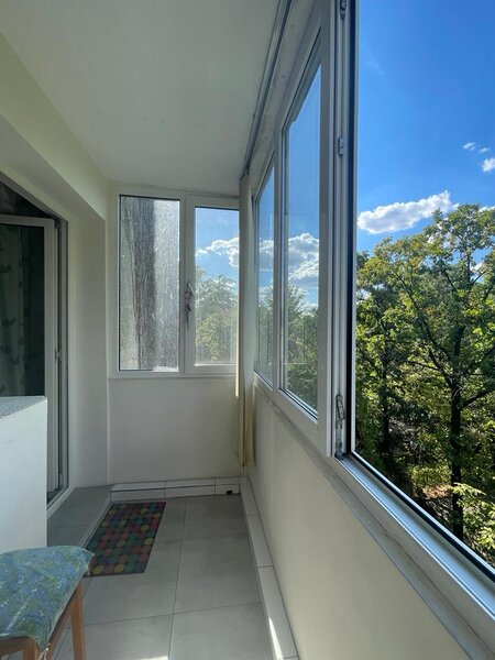 Titan, Nicolae Grigorescu, 10 minute metrou,