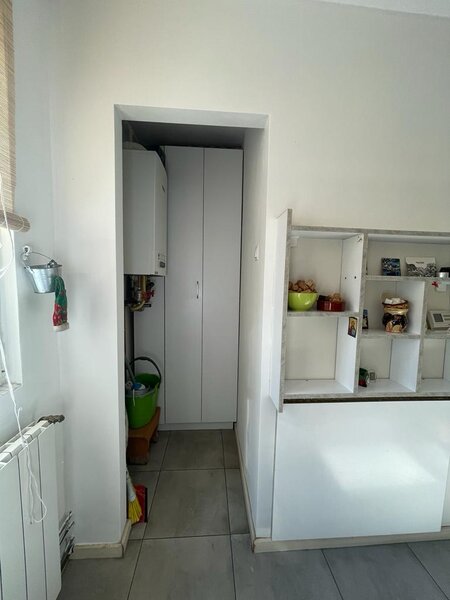 Titan, Nicolae Grigorescu, 10 minute metrou,